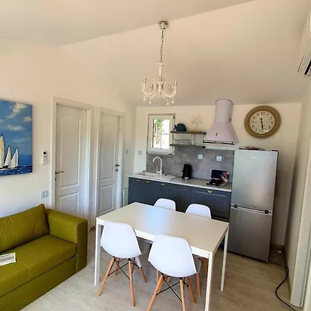Dalmatian Tiny Houses Marina